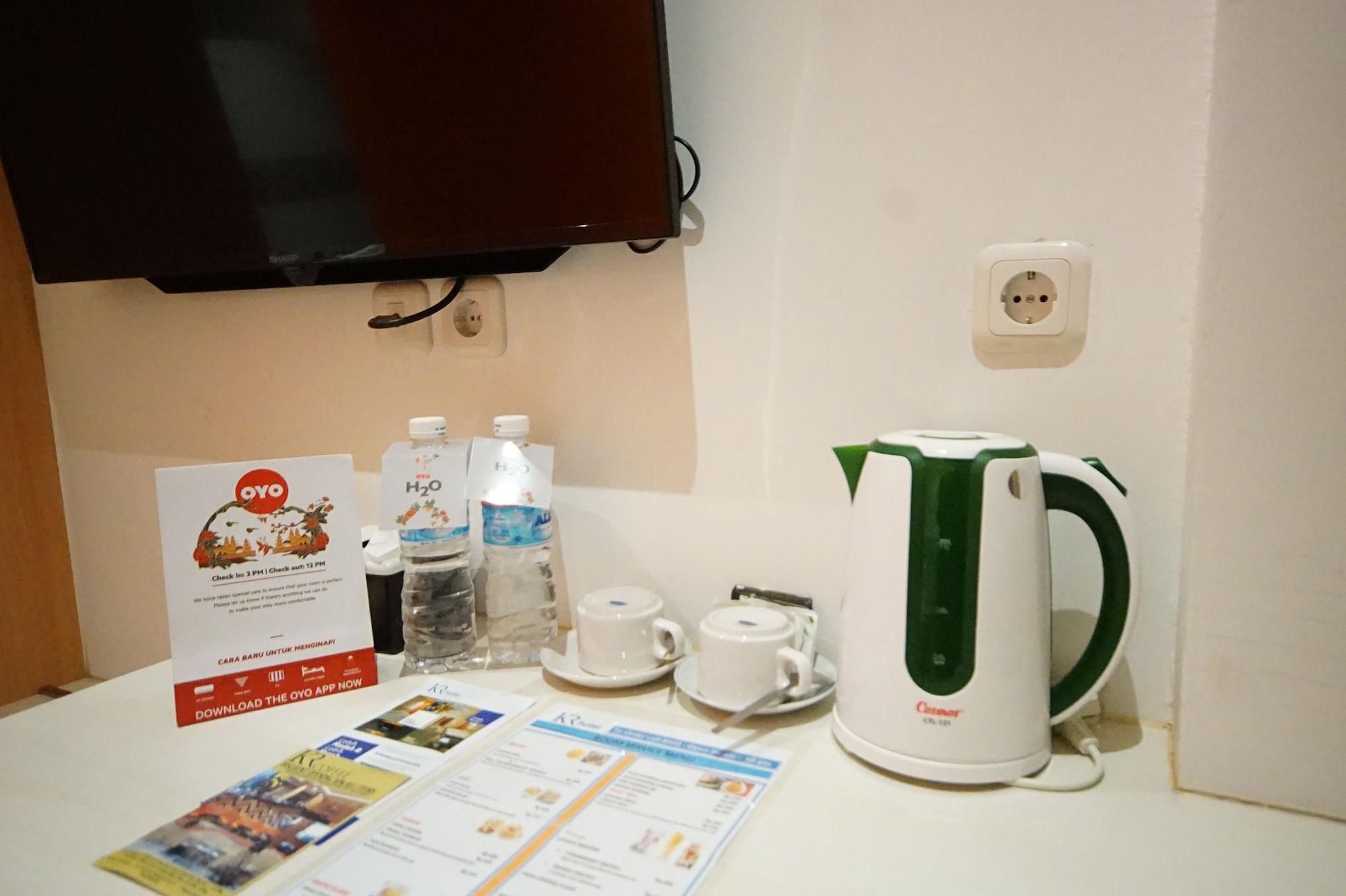 Oyo 344 Kr Hotel Palembang Extérieur photo