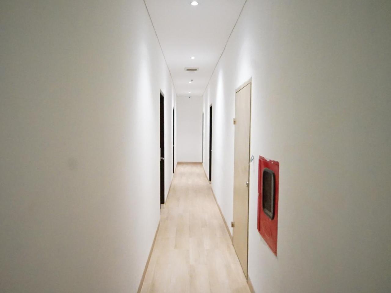 Oyo 344 Kr Hotel Palembang Extérieur photo