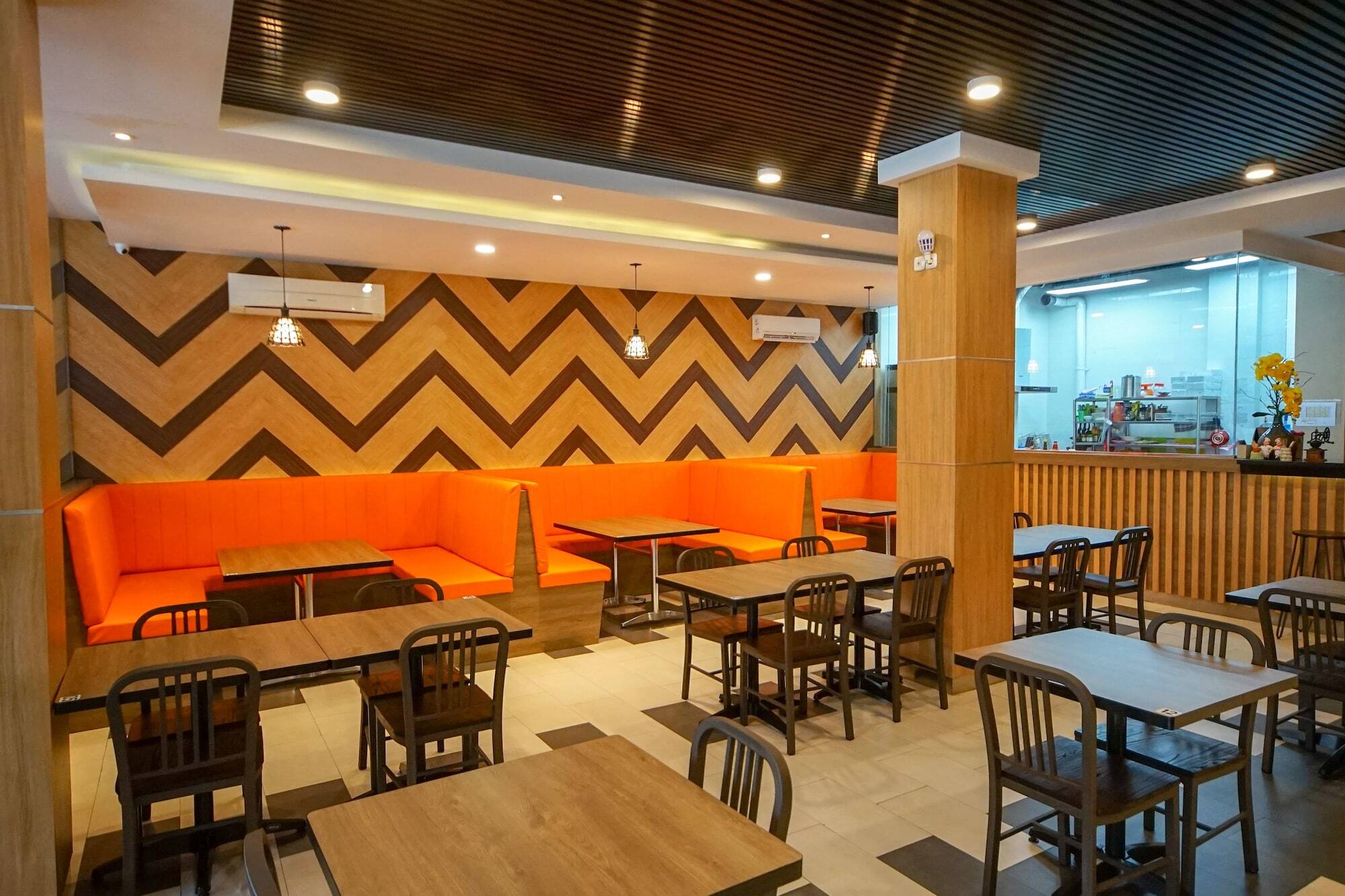 Oyo 344 Kr Hotel Palembang Extérieur photo